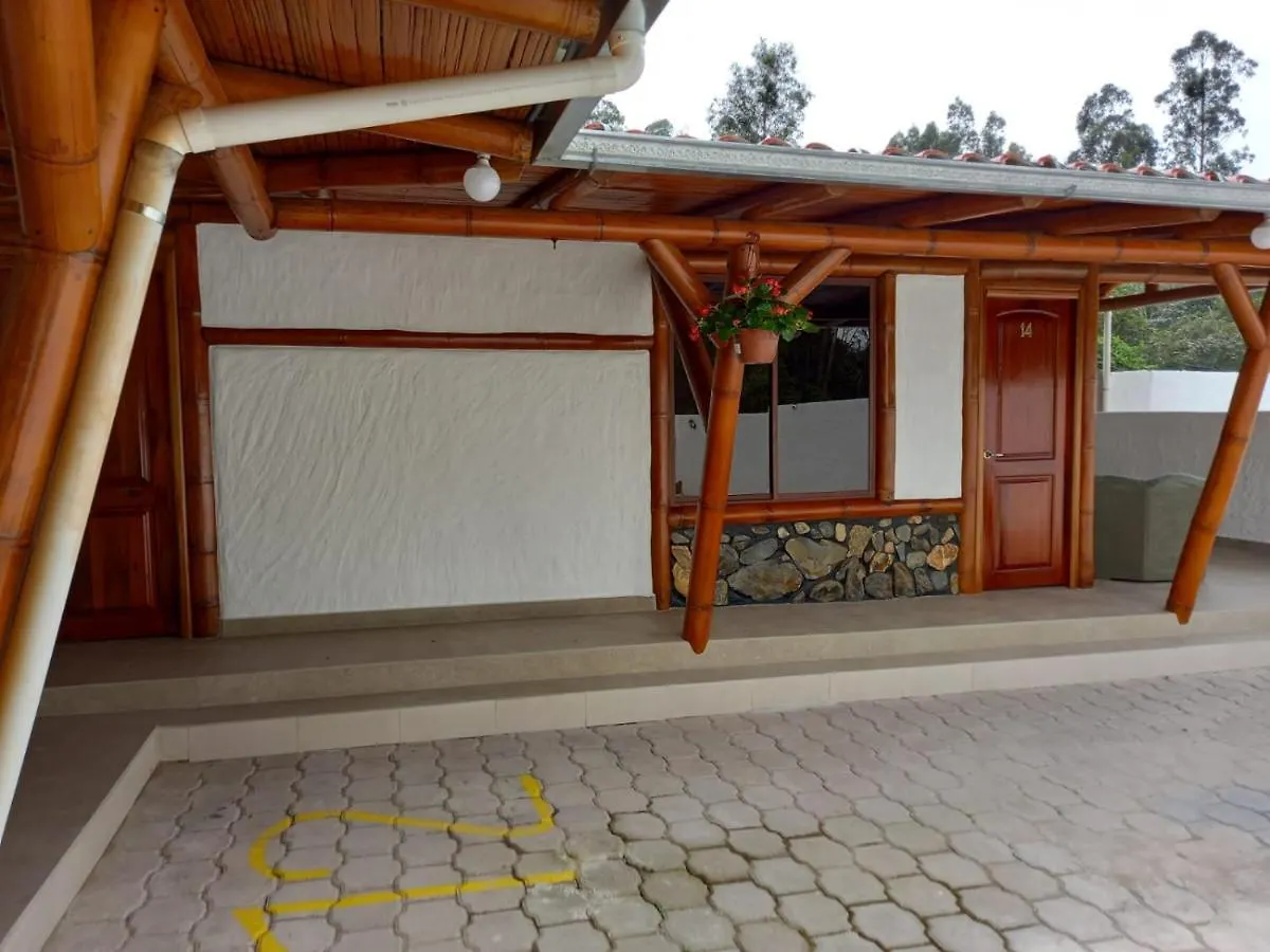 Hostal Aventura Quito Affittacamere