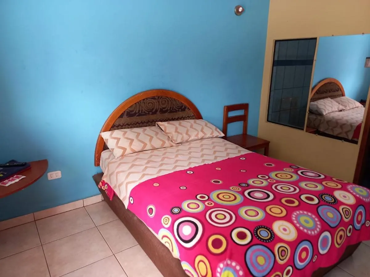 Guest house Hostal Aventura Quito Ecuador
