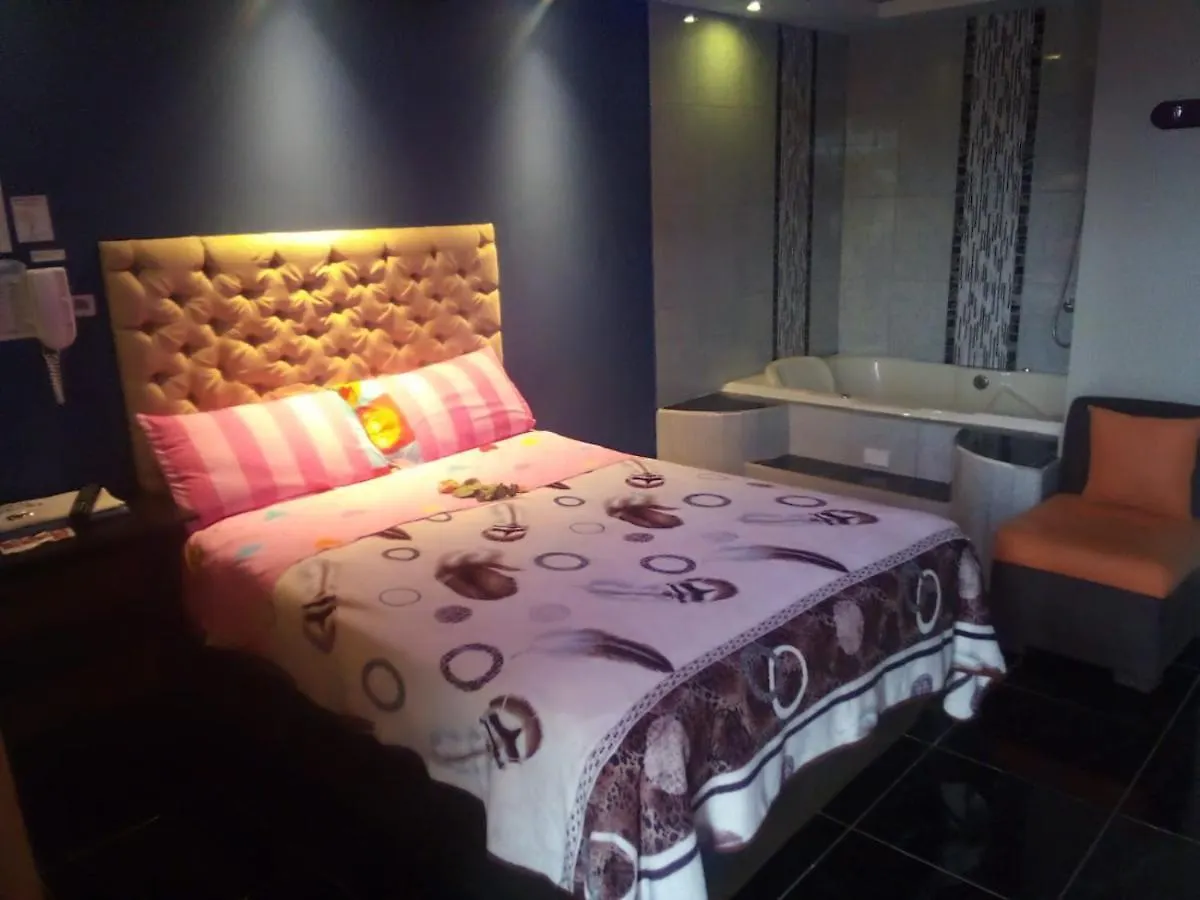 Hostal Aventura Quito